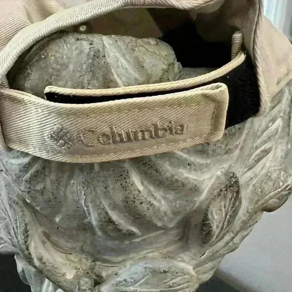 Authentic Columbia Hat Light Grey Unisex hat OSFM - Picture 5 of 7